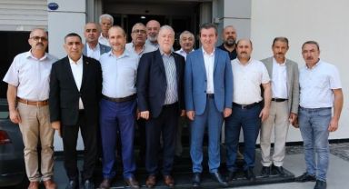 Hakan Koştu Ve Bergama Oda Başkanlarından Yalçın Ata’ya Ziyaret