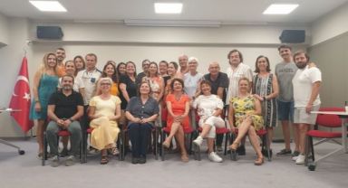 İzmirli Diş Hekimlerinden Özel Oratoryo