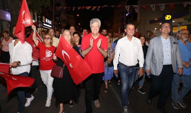 Narlıdere Büyük Zaferi Coşkuyla Kutladı