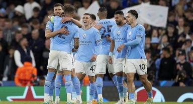 Premier Lig'de Manchester City Galibiyetle Başladı