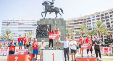 9 Eylül İzmir Yarı Maratonu’nda kurtuluş coşkusu