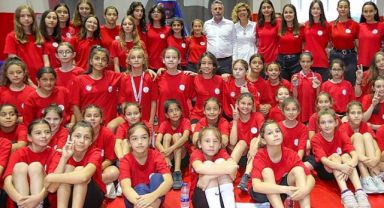 Bayraklı’da 4 yılda 42 bin 500 kişi sporla buluştu