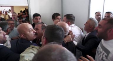 CHP Kongeresi karıştı