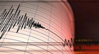 İzmir güne depremle uyanarak başladı