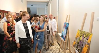 “İzmir’in Renkleri ve Sesleri” bu sergide