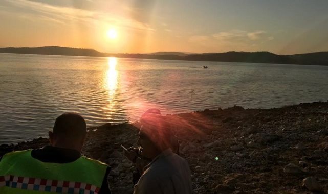 İZSU ve itfaiye ekipleri seferber oldu