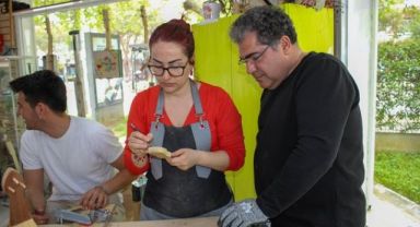 Karşıyaka’da atıklar minyatür müzik aletine dönüşüyor