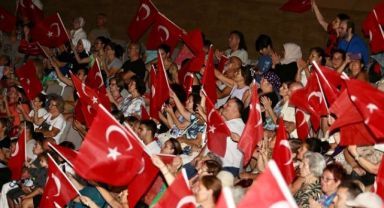 Karşıyaka’yı kurtuluş coşkusu sardı