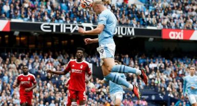 Manchester City 10 Kişiyle Kazandı