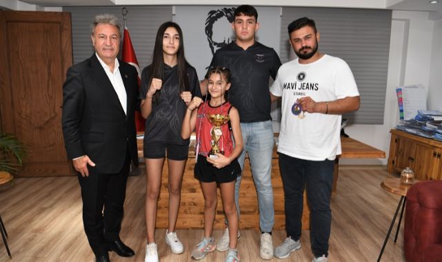 Minik şampiyondan Başkan İduğ’a ziyaret