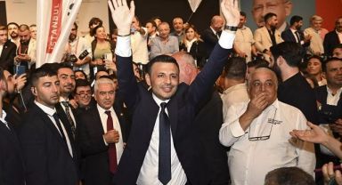 CHP İstanbul İl Başkanlığına Özgür Çelik seçildi