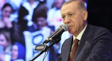 Erdoğan, partisinin 4. Olağanüstü Büyük Kongresi'nde konuştu.