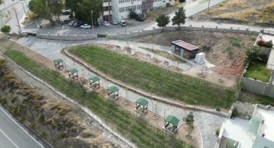 Karaburun, Cumhuriyetine Sahip Çıkıyor
