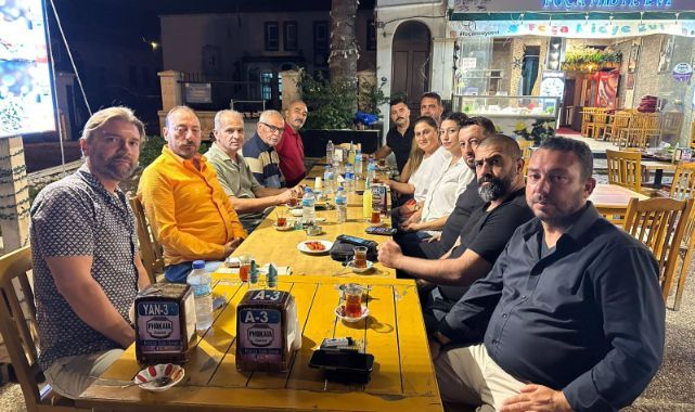 MHP Foça'dan Esnaf Ziyareti