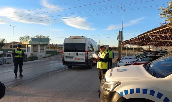 Balıkesir’de Servis Araçlarına Sıkı Denetim