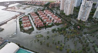 İzmir'de Belediye Ekipleri Alarmda