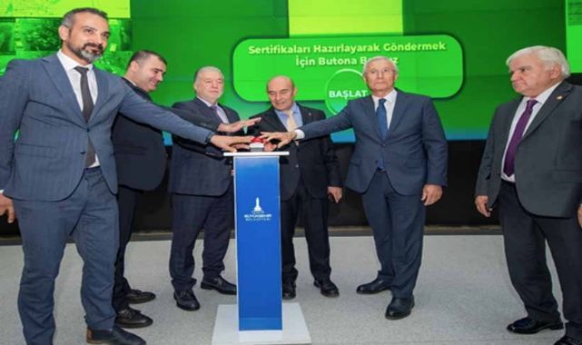 İzmir'de şoför tanıtım kartları dijitalleşti