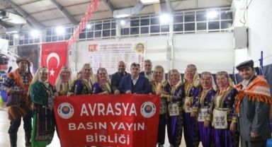 İzmir Kınık’ta, Kınık Çepni Boyu Derneği’nden unutulmaz gece