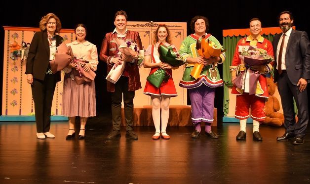 Küçük Kız ve Cumhuriyet