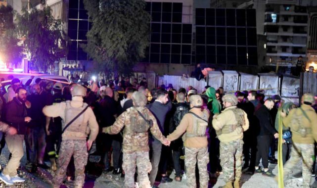 İsrail Beyrut'ta Hamas Ofisine Saldırı Düzenledi