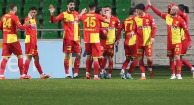 Sakaryaspor'un Serisini Göztepe Bitirdi