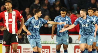 Aston Villa Deplasmanda Farklı Galip