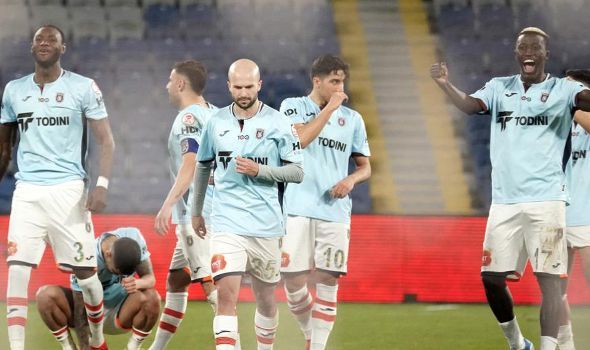 Başakşehir Ziraat Türkiye Kupası'nda Adını Çeyrek Finale Yazdırdı