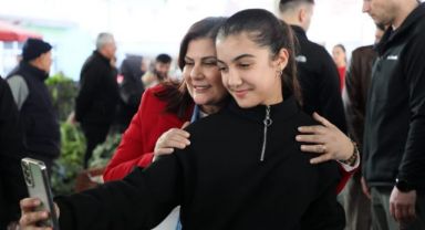 BAŞKAN ÇERÇİOĞLU'NA SULTANHİSAR'DA SEVGİ SELİ