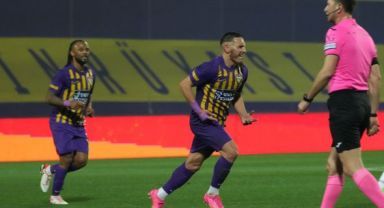 Eyüpspor Sakaryaspor'un Serisini Bitirdi