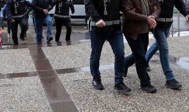 İzmir'de FETÖ Operasyonu