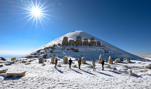 Nemrut Dağı Kış Turizminde de İlgi Görüyor