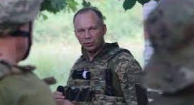 Ukrayna Genelkurmay Başkanı Görevden Alındı