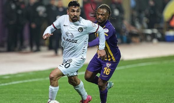 Eyüpspor Çorum FK'ya Boyun eğdi