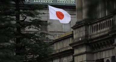 Japonya 17 Yıl Sonra İlk Kez Faiz Artırdı