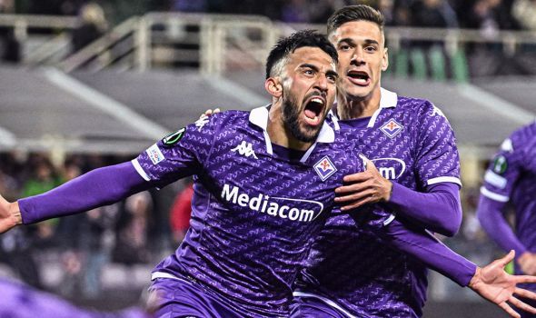 Fiorentina 2 Golle Tur Biletini Aldı