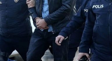 İzmir merkezli FETÖ operasyonunda 11 şüpheli yakalandı