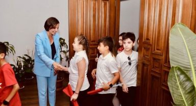 Karabağlar’da yarınların meclisi bugün kuruldu