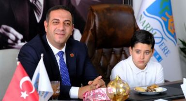 Narlıdere’de Minik Ali Koltuğu Başkan Erman Uzun’dan Devraldı