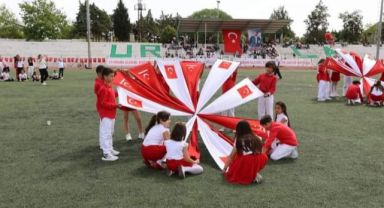 Urla' da 23 Nisan Ulusal Egemenlik ve Çocuk Bayramı büyük bir coşkuyla kutlandı