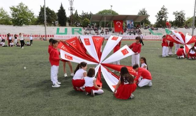 Urla' da 23 Nisan Ulusal Egemenlik ve Çocuk Bayramı büyük bir coşkuyla kutlandı