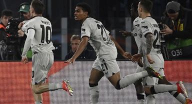 Bayer Leverkusen Finale Göz Kırptı