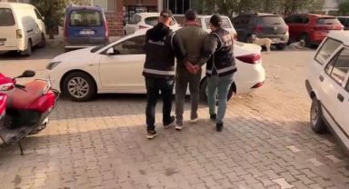 İzmir'de Yasa Dışı Silah Ticaretine Darbe