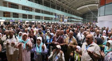 Kutsal Topraklara Yolculuk Başladı