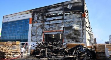 Ankara'da Palet Fabrikasında Yangın Kontrol Altında