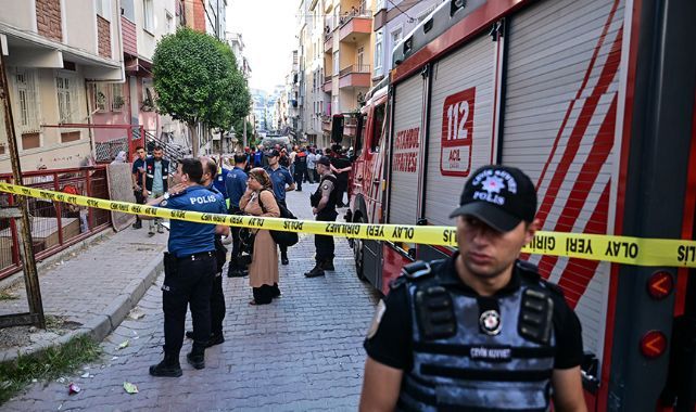 Bahçelievler'de Bina Kısmen Çöktü