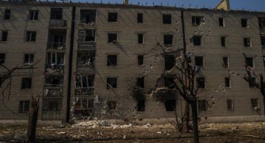 Rusya Donetsk'te İlerliyor