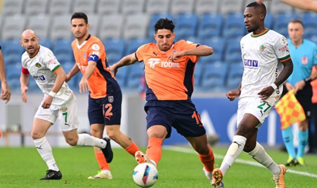 Başakşehir Son Dakikalarda Kazandı