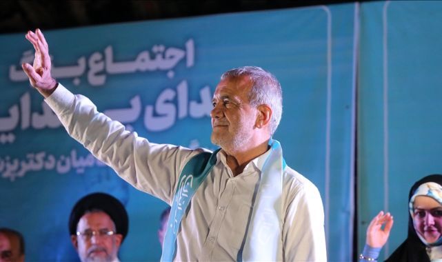 İran'da Kabine Listesine Müdahale İddiaları