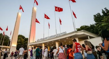 İzmir zamanın ötesine geçecek