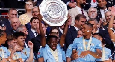 Manchester City Sezonu Kupayla Açtı